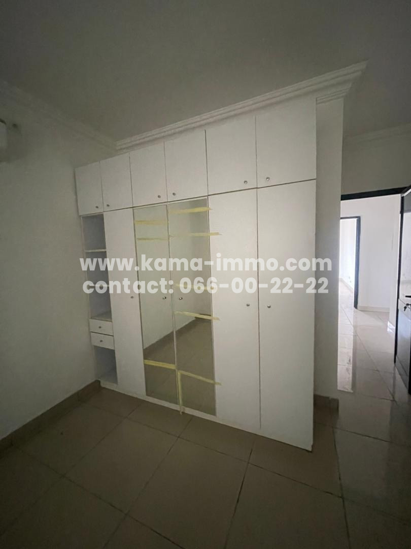 Appartement à Louer à Awendje