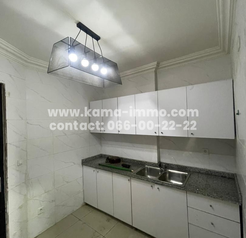 Appartement à Louer à Awendje