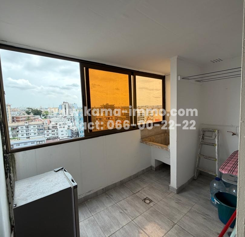 Studio Meublé à Louer Au centre ville avec vue sur Mer