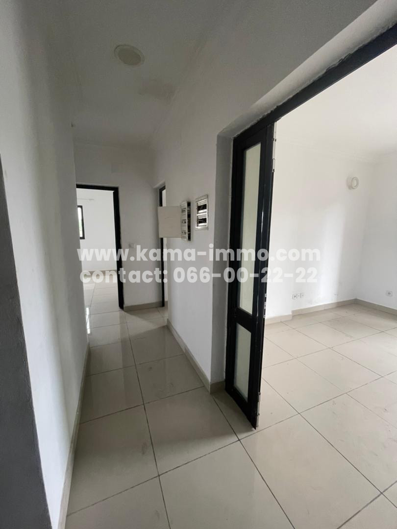 Appartement à Louer à Awendje